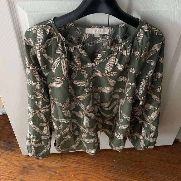 Loft Ribbon Bubble Sleeve Henley Top - Picture 5 of 11